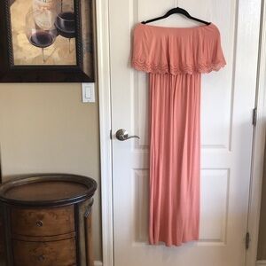 Off the shoulder long dress in peach